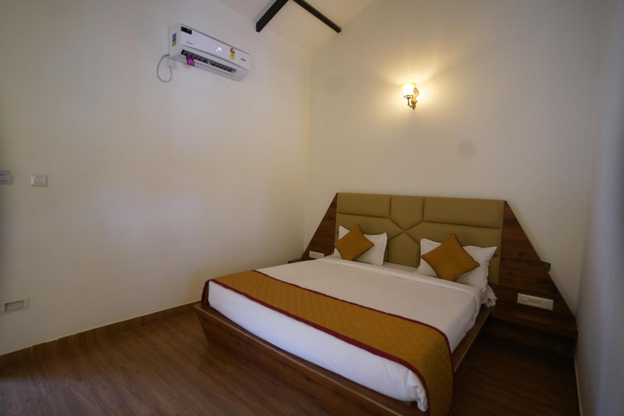 Q Mango Resort Rāmanagaram Esterno foto