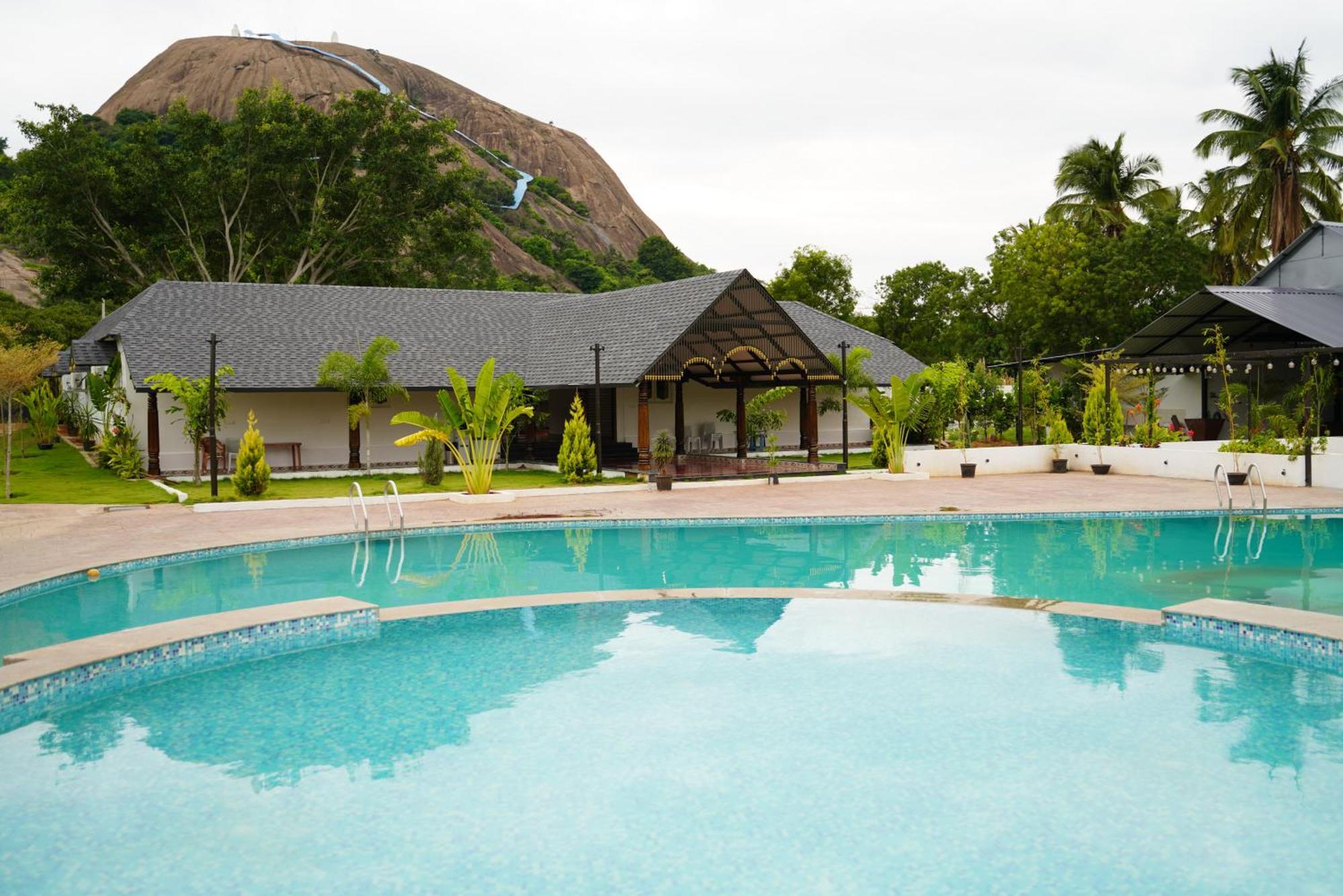 Q Mango Resort Rāmanagaram Esterno foto