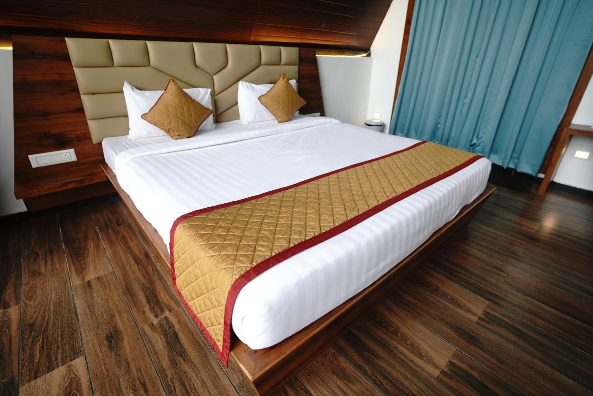 Q Mango Resort Rāmanagaram Esterno foto